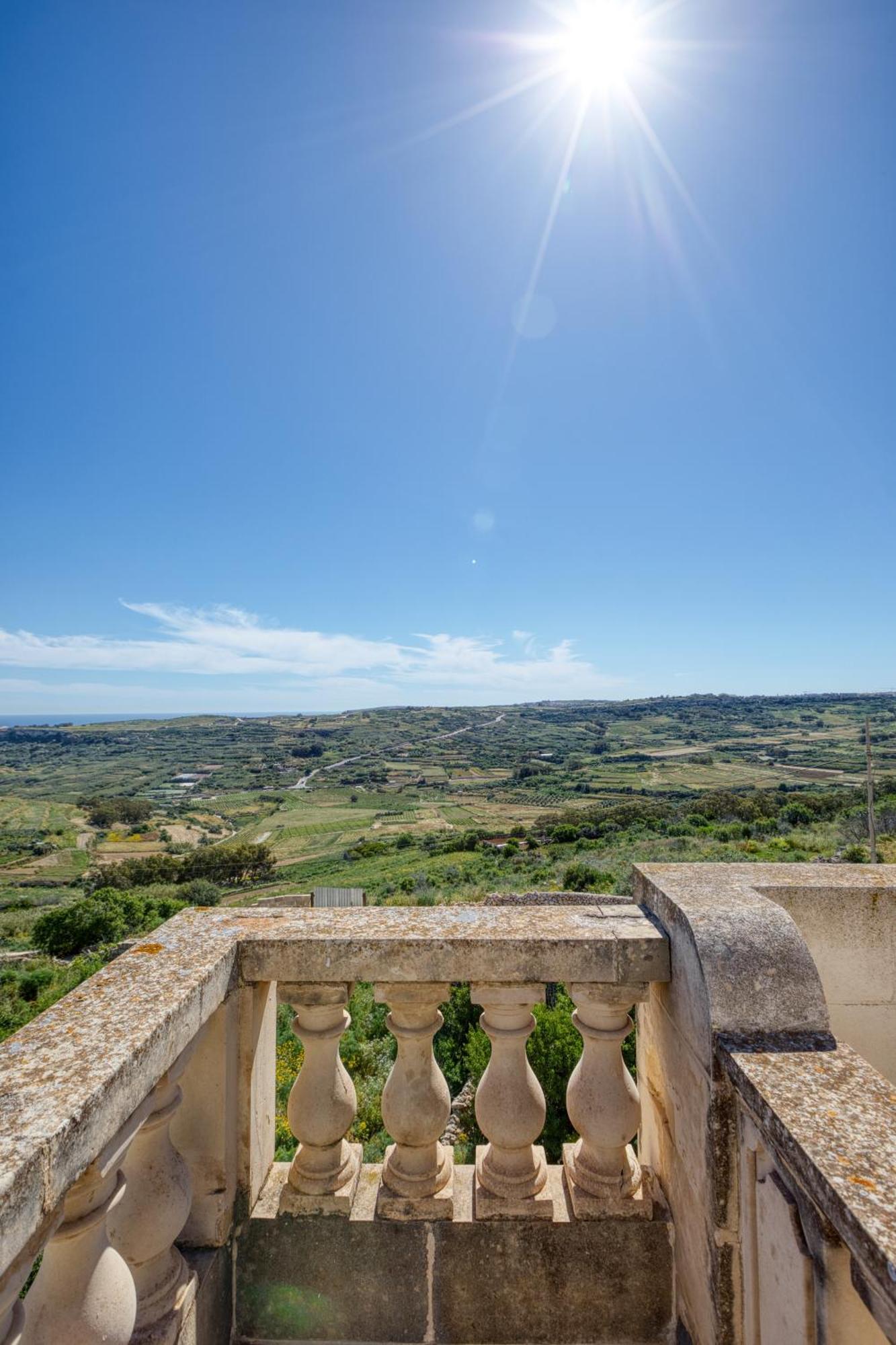 Spacious, Bright, Valley & Sea View Maisonette Xagħra Eksteriør bilde